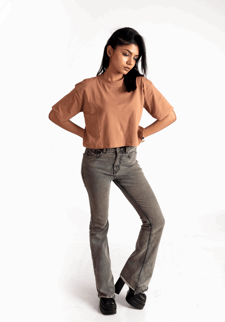 MOCHA MOUSSE OVERSIZED CROP FIT